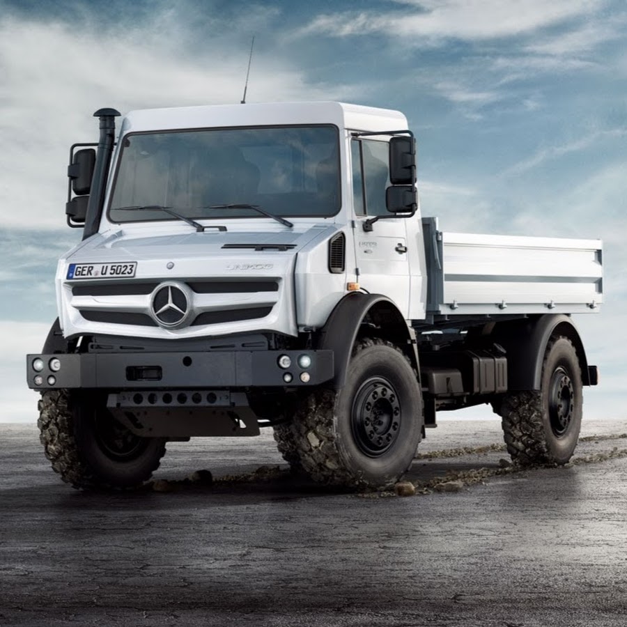 Mercedes Unimog - YouTube