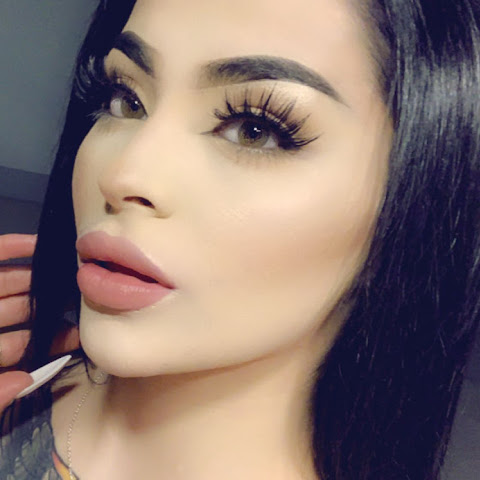 influencer profile picture
