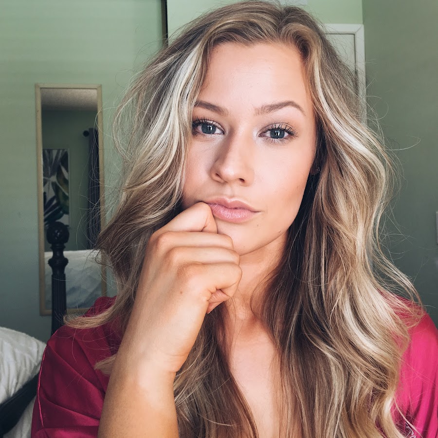 influencer profile picture