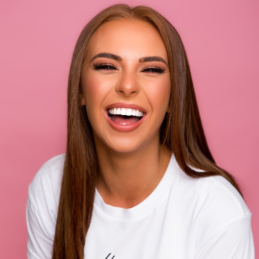 influencer profile picture