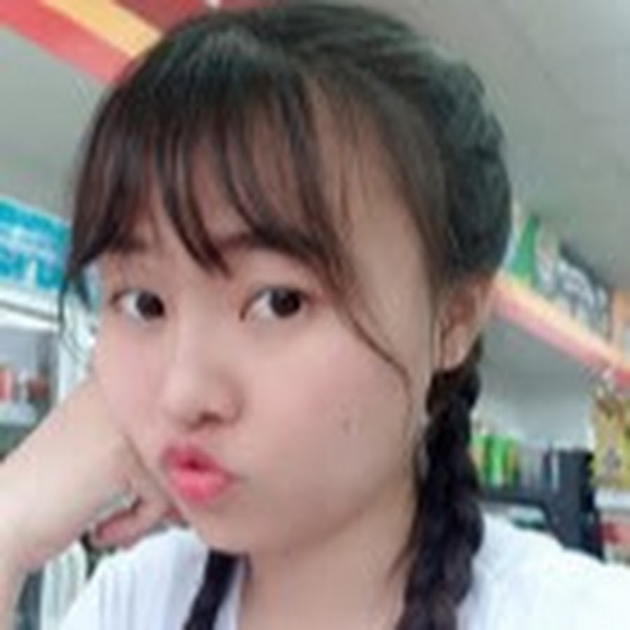 influencer profile picture