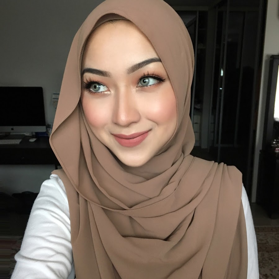 Aisha Liyana @AishaLiyana