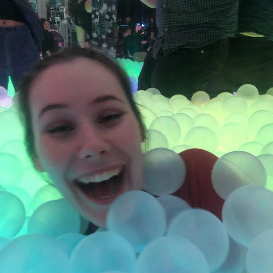 influencer profile picture