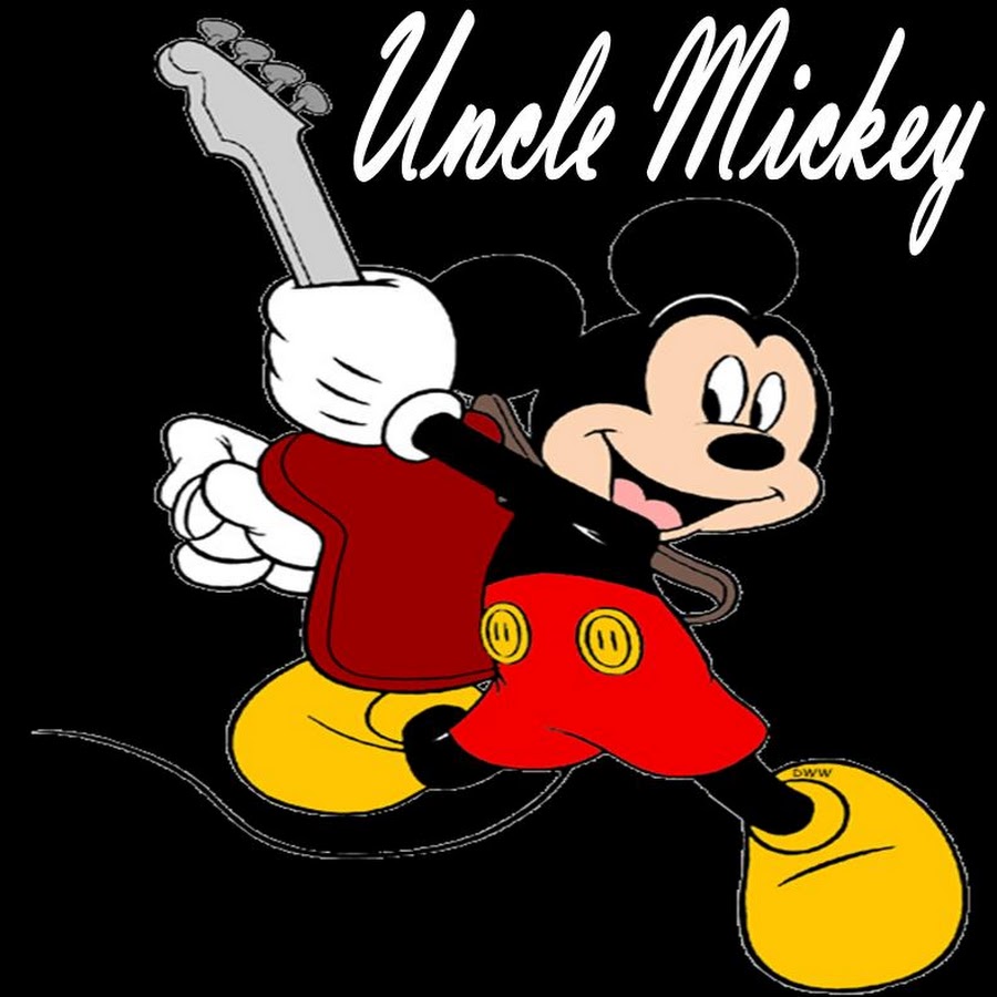 Микки Маус художник. Уолт Дисней и Микки Маус. Микки making. Mickey Mouse text.