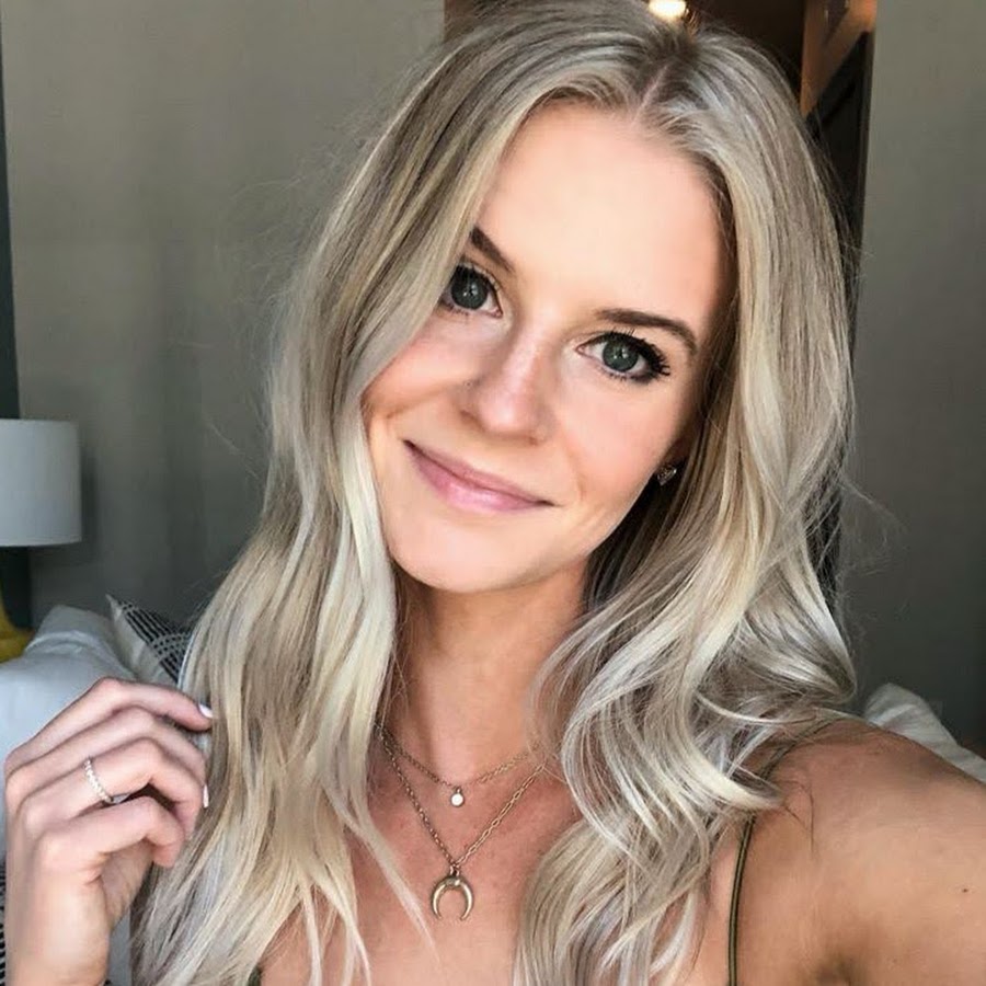 influencer profile picture
