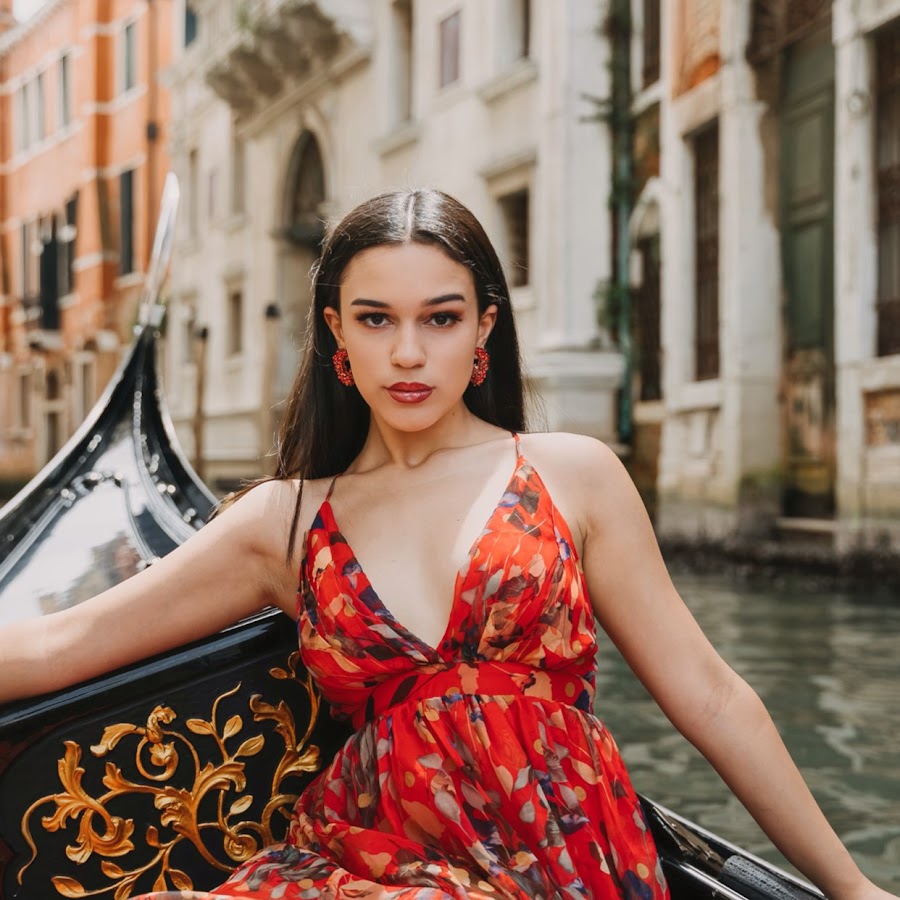 Nicole Acosta YouTube