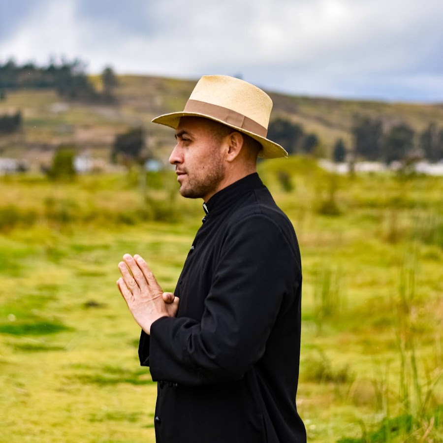 Padre Carlos Velasco @padrecarlosvelasco