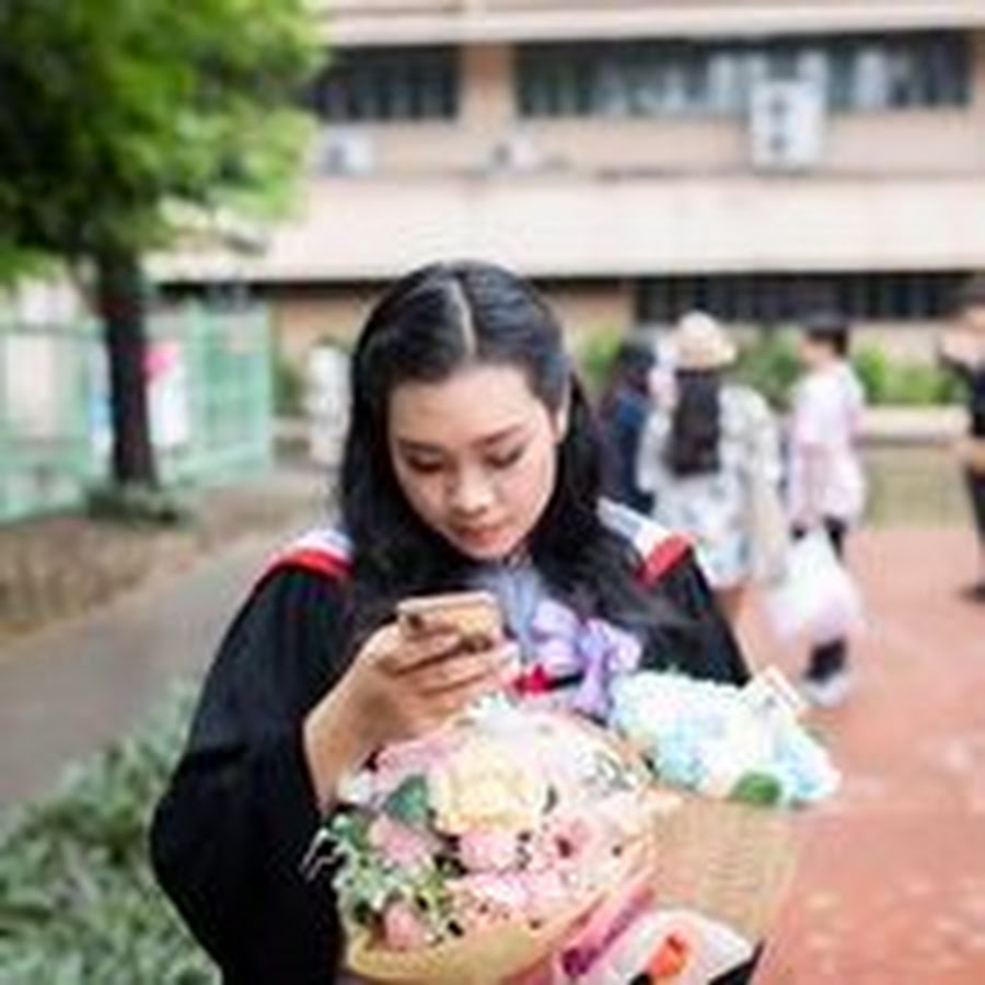 Ready go to ... https://www.youtube.com/channel/UCiN4nO6AGJT3svDnELpI4Bg [ Parnchanok Rodthong]