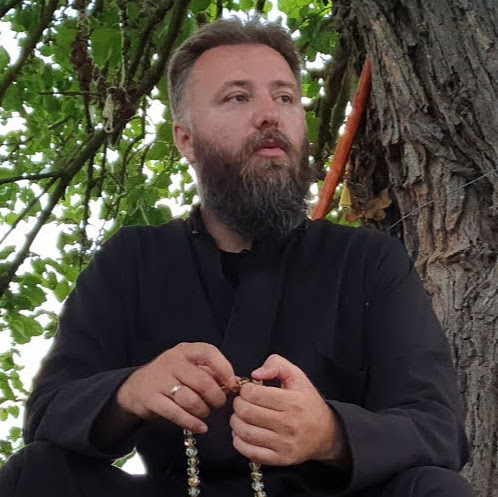 UCemJnziIY4jC8HfH1vqxhzw