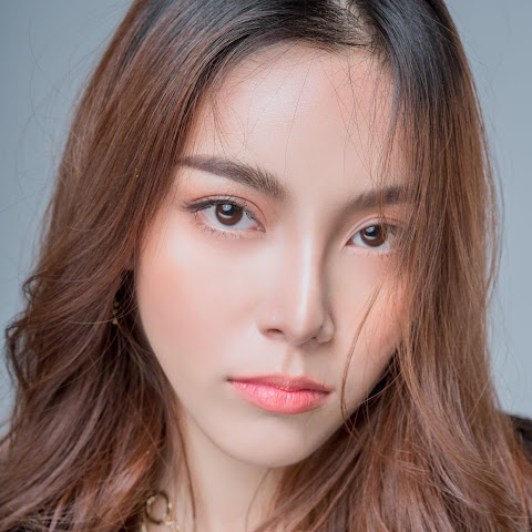 influencer profile picture