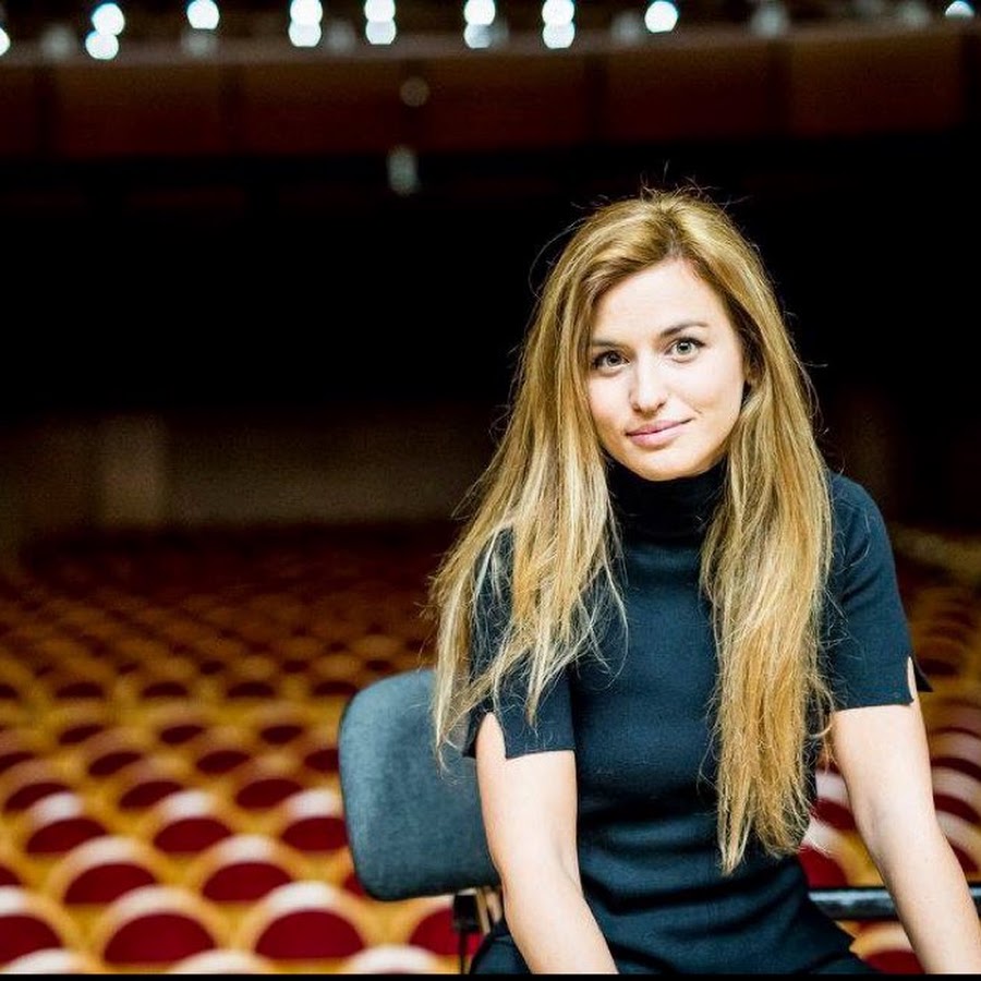 Beatrice Venezi Conductor YouTube