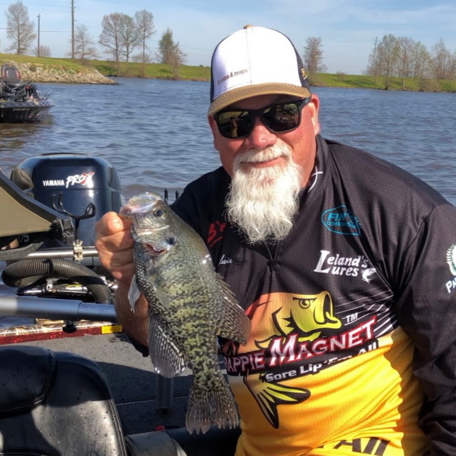 Crappie Now on X: John Godwin catching some beautiful slabs on Crappie  Magnet lures!! Get yours at  #crappiemagnet  #professionalangler #crappiedays #crappieslabs #crappiefishing #crappie   / X