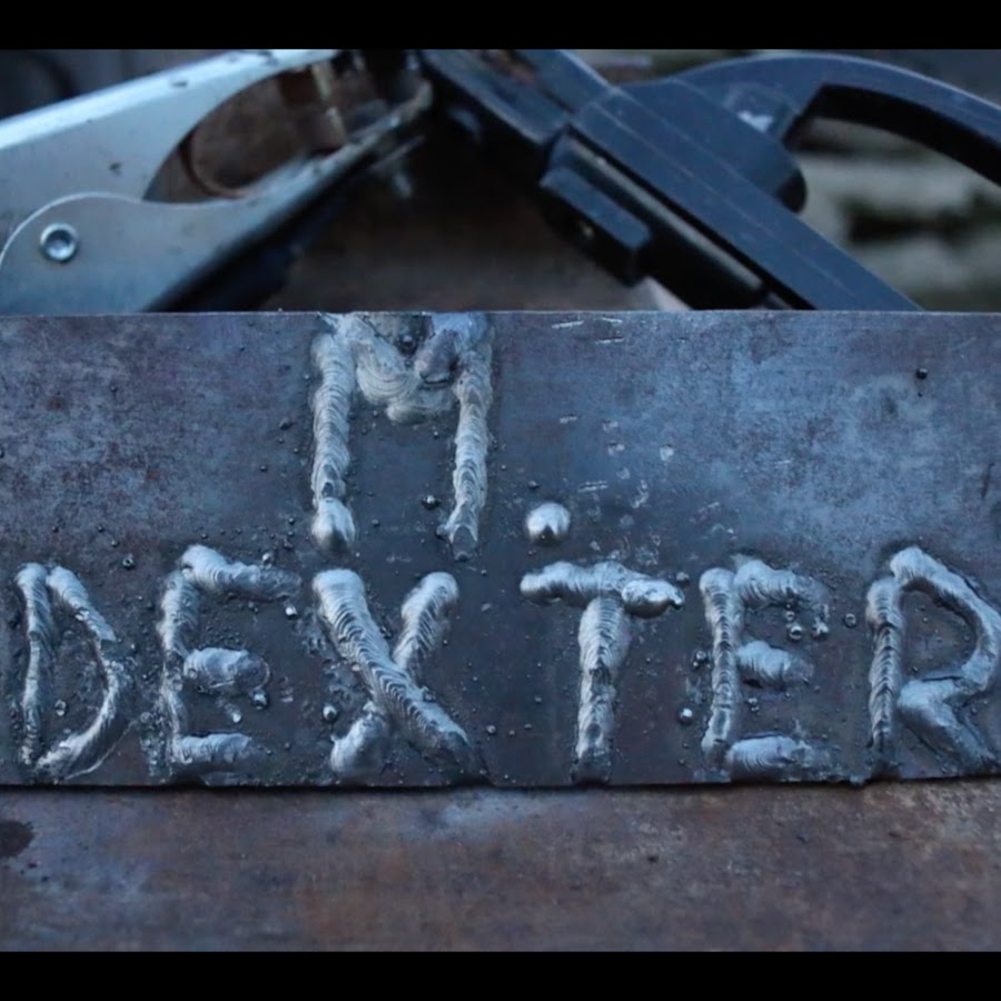 Mesteru' Dexter @MesteruDexter