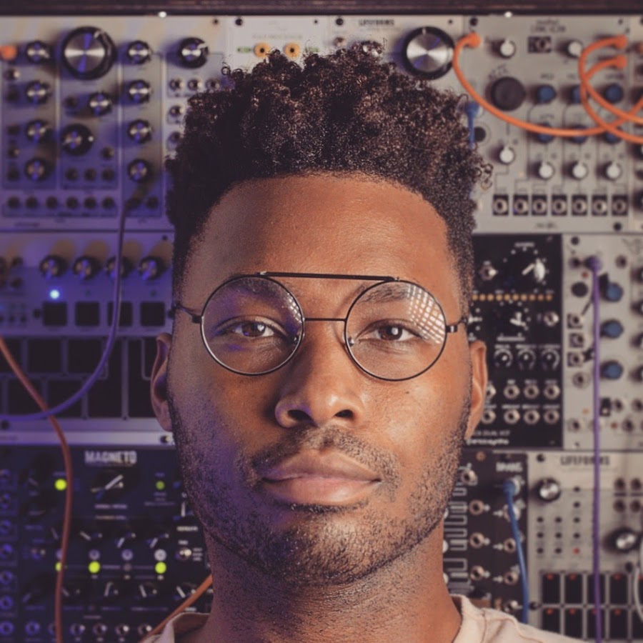 Synth hip hop. Dave Smith Synth 21 Savage.