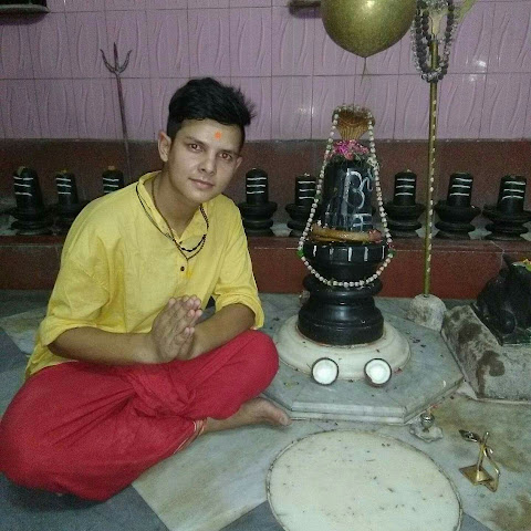 influencer profile picture