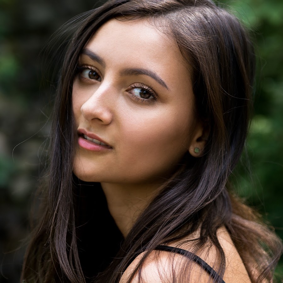 influencer profile picture