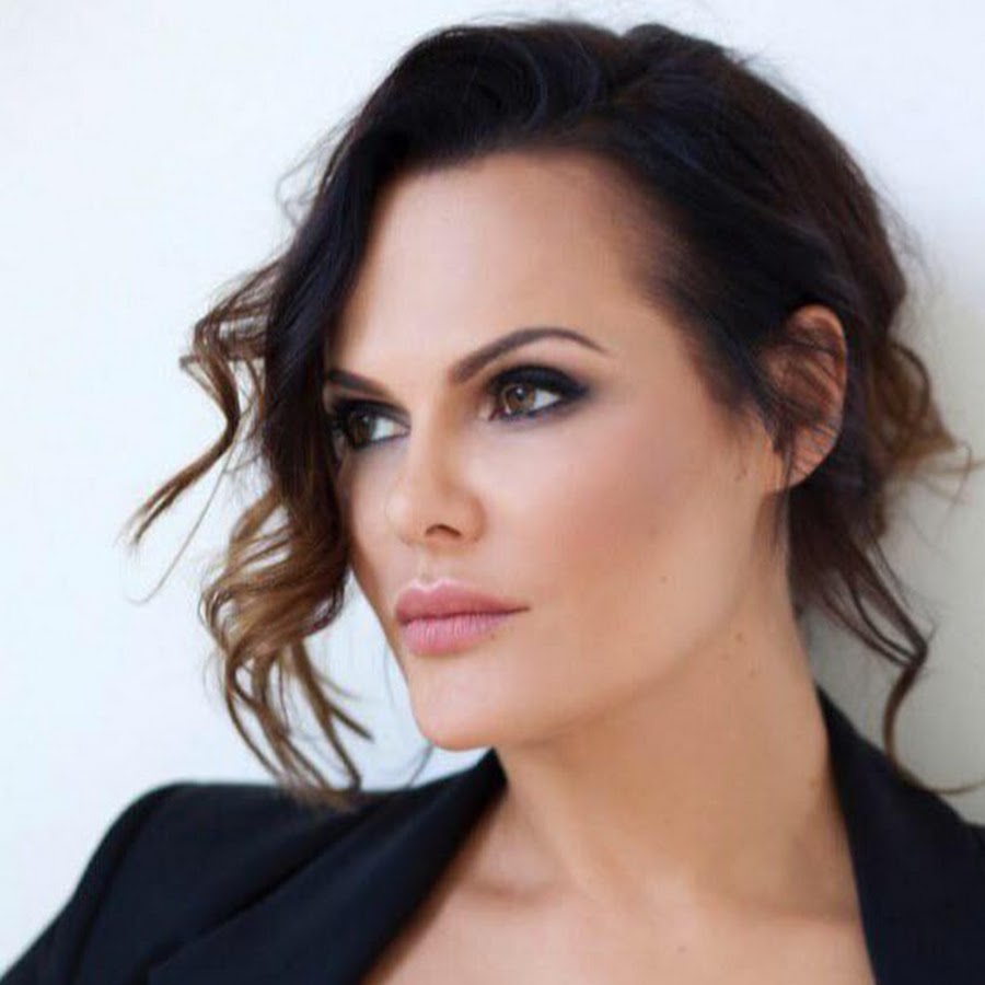 Юля тихомировых