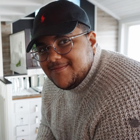 influencer profile picture