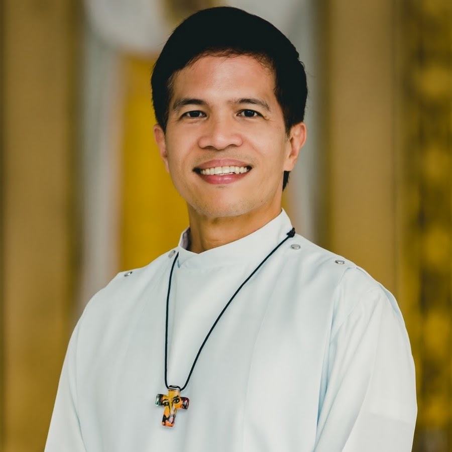 Fr. Joseph Fidel Roura @frjosephfidelroura