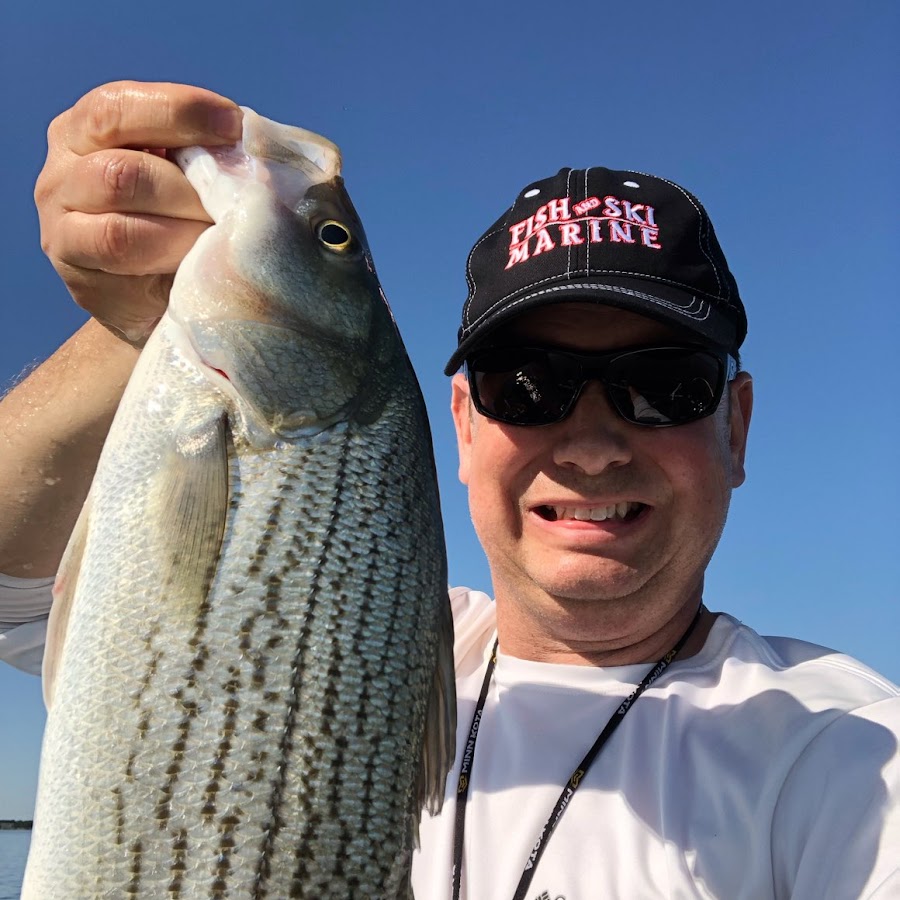 Nice Lake Texoma Striped Bass Trolling Captain Mack's Umbrella Rigs!  Wintertime Fishing! 