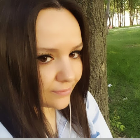 influencer profile picture