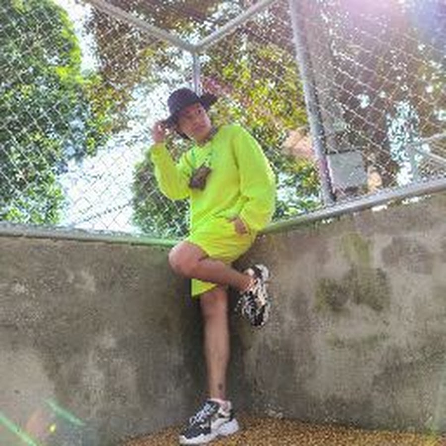 Off white volt on sale outfit