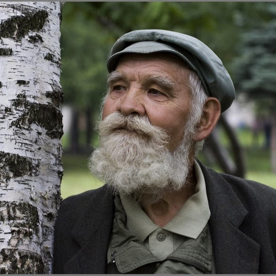 Дед возле. 104-Летний мудрец Андрей ворон. Андрей Воронов старец 104. Андрей ворон 104 года. Андрей Воронов 104 года.