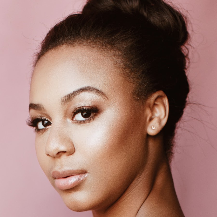 Nia Sioux - YouTube