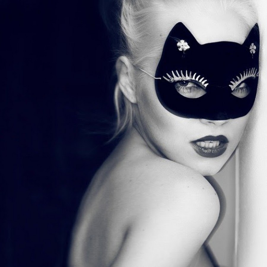 Маскк. Блондинка в маске. Девушка в маске кошки. Девушка в образе кошки. Блондинка в маске кошки.