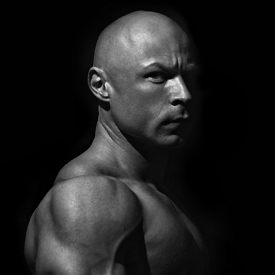 Брин бодибилдер