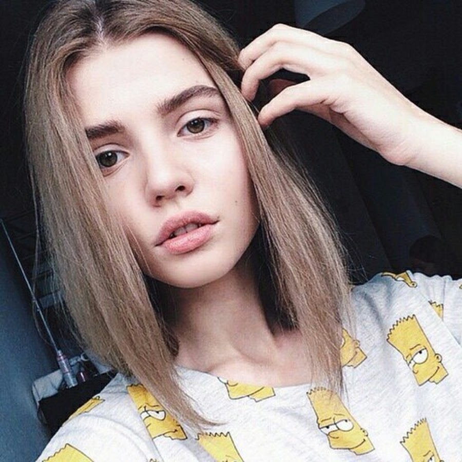 Девушка 12 лет селфи