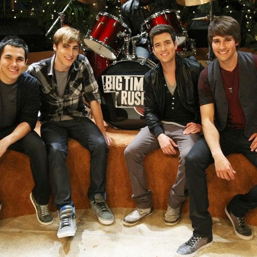 Big time out. Big time Rush 2010. Автографы Биг тайм Раш. Биг тайм Раш 2022. Группа big time Rush обложка.