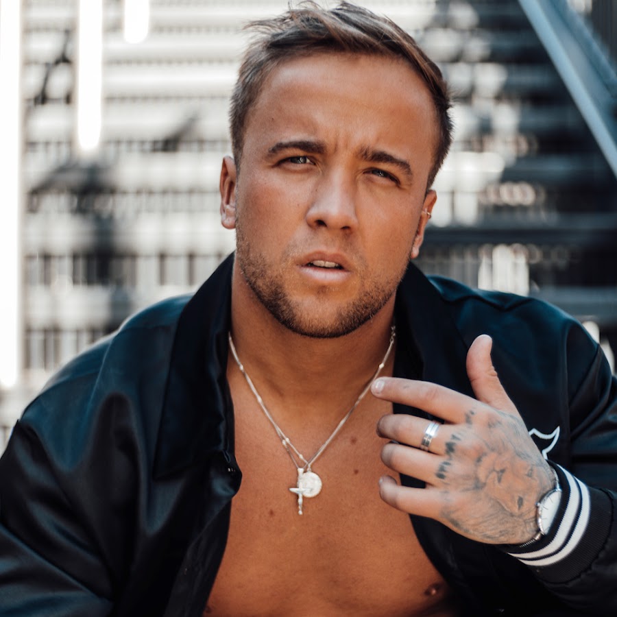 Sam Callahan - YouTube