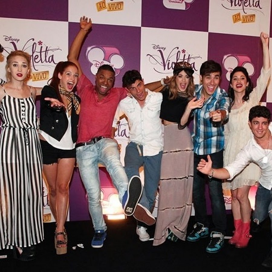 Elenco de Violetta music, videos, stats, and photos