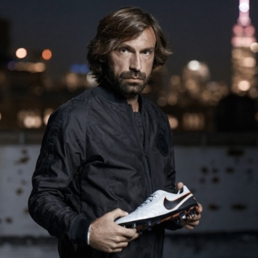 Deep lie. Pirlo певец.