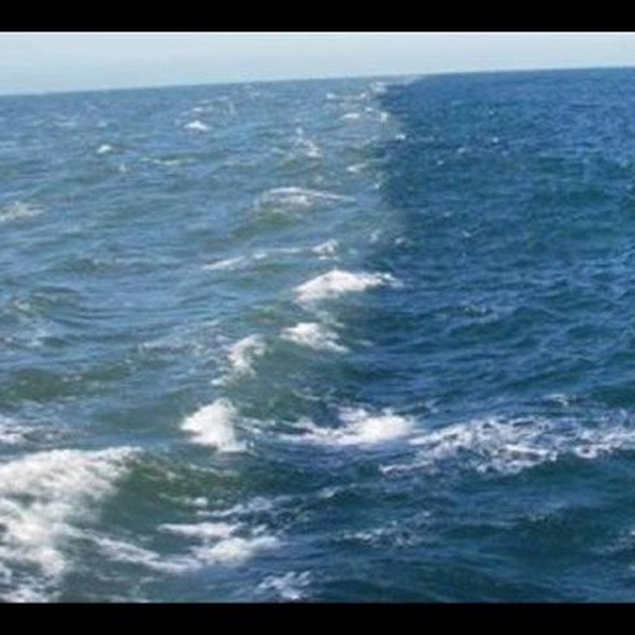 Вода в тихом и атлантическом океане. Граница Тихого и Атлантического океана. Стык океанов. Смешение двух океанов. Стык двух океанов.