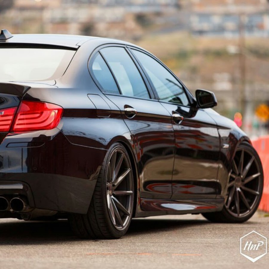 BMW f10 на дисках Vossen
