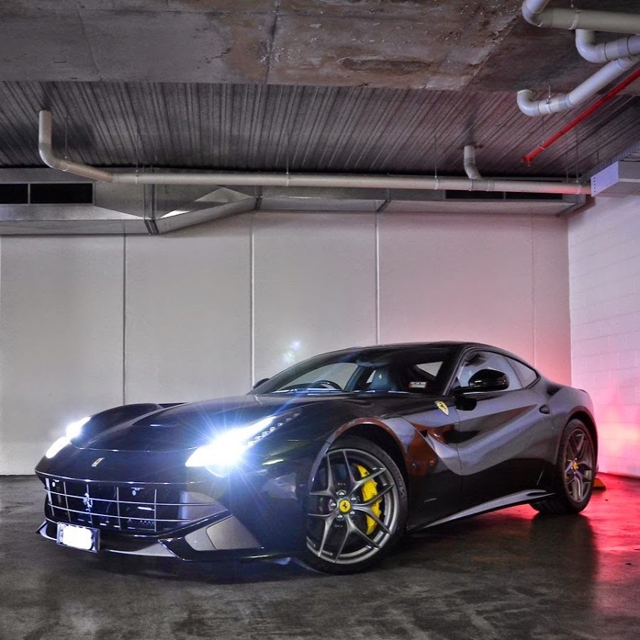 Ferrari f12 Berlinetta фара