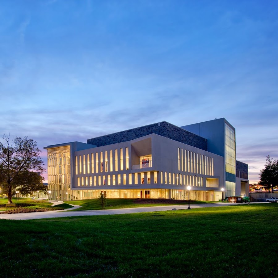 Presents center. Виргиния центр. Art Center. Cube, Virginia Tech’s Moss Arts Center. Virginia Tech.