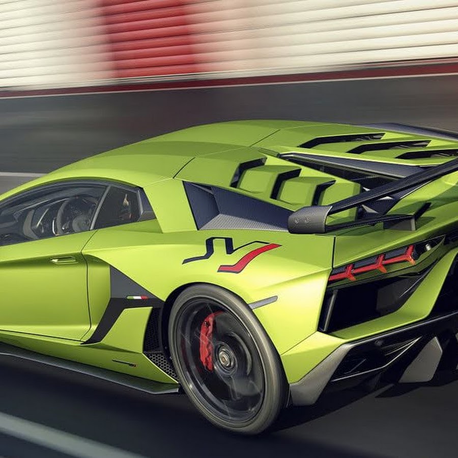 Lamborghini Aventador SVJ спидометр