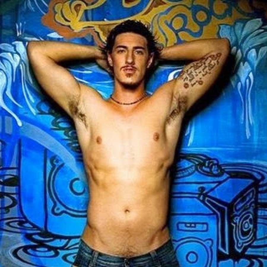 Eric Balfour Hotspot - YouTube