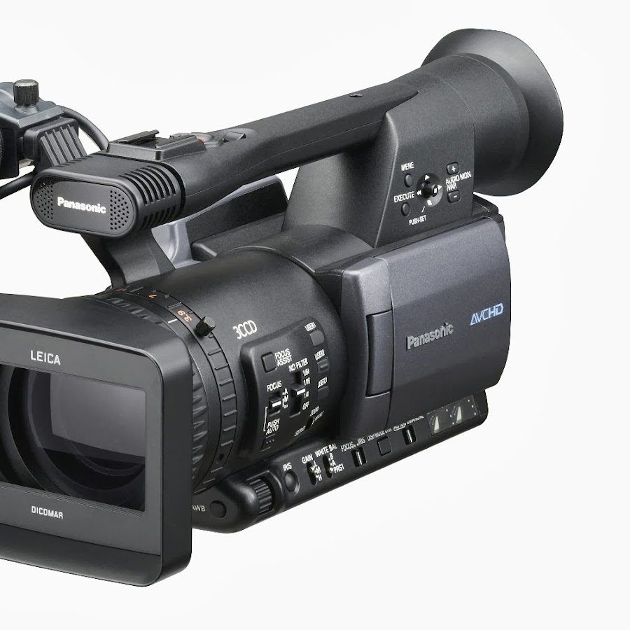 Камера panasonic. Видеокамера Panasonic AG-hmc154. Panasonic hmc150. Видеокамера Panasonic AG-150. Panasonic AVCCAM 3ccd.