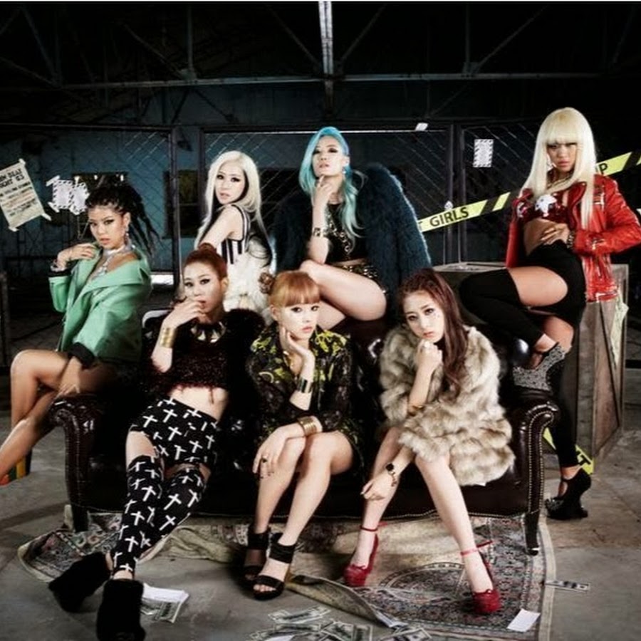 Как переводится wassup. Группа wassup. Wassup kpop. Вуджу wassup. Группа wassup участниц.