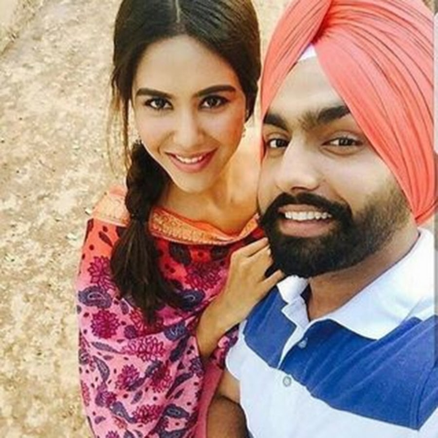 Punjabi Couple Vlogs - YouTube