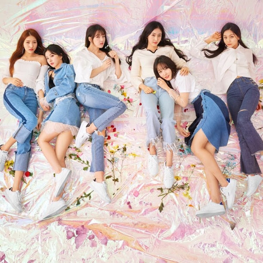 Kpop albums. GFRIEND. GFRIEND kpop участницы. GFRIEND участницы.