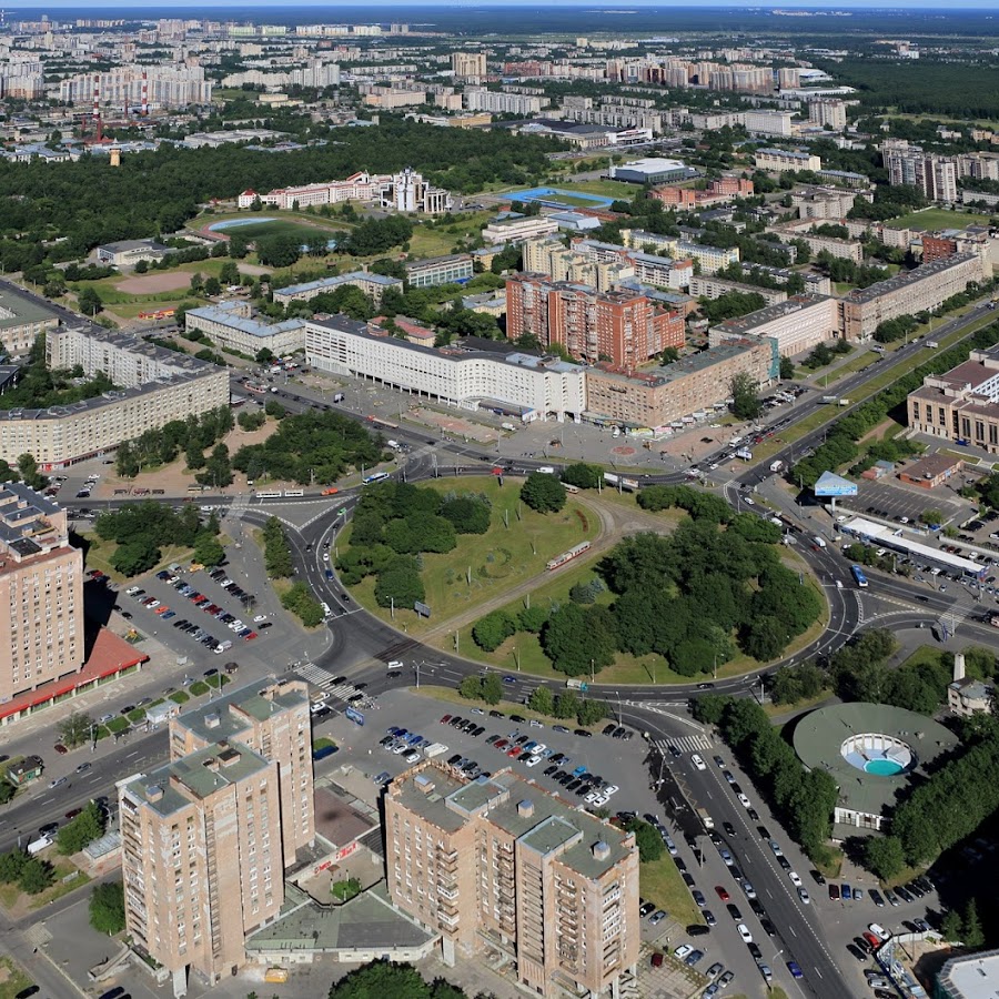 Дзержинский районный города санкт петербурга. Площадь Мужества. Санкт-Петербург район площадь Мужества. Питер площадь Мужества. Ленинград площадь Мужества.