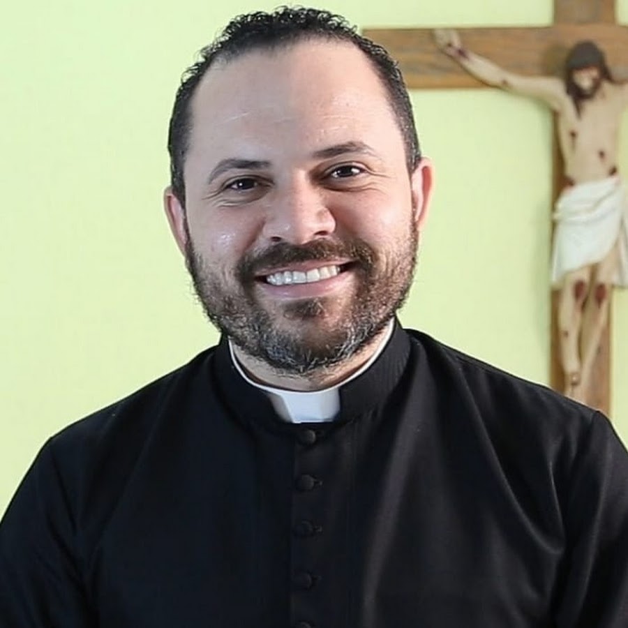 Padre Cristiano Sousa - YouTube