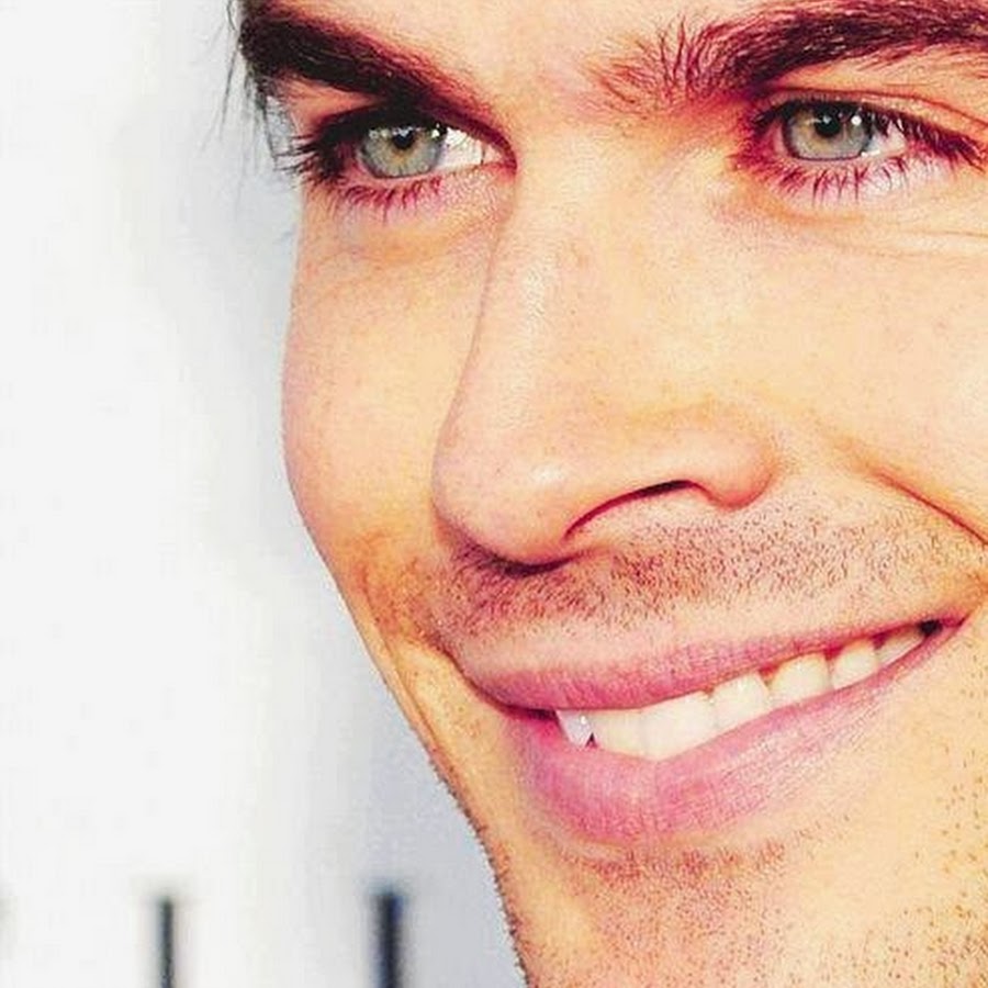 Damon Salvatore smile