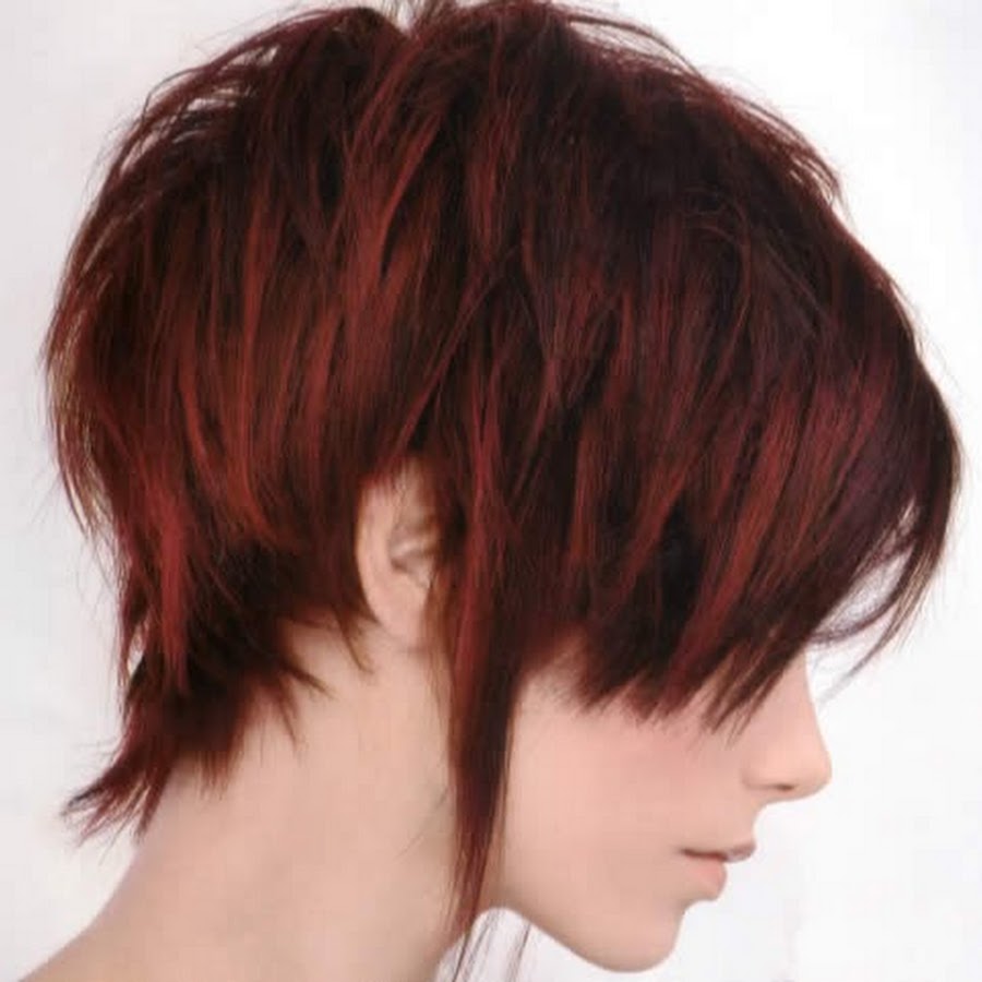 Короткая стрижка каштановые волосы в красный