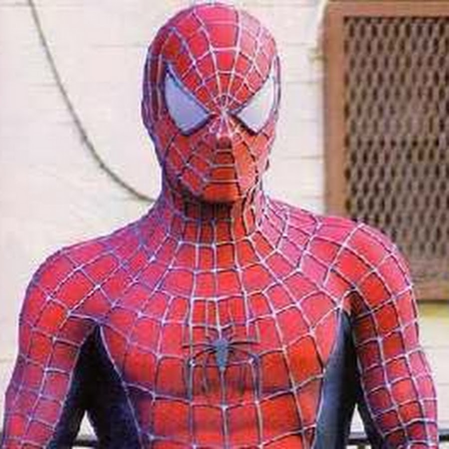 Самый первый костюм человека паука